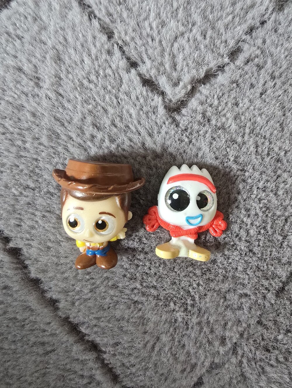 Disney Doorables Woody & Forky Mini Figures
